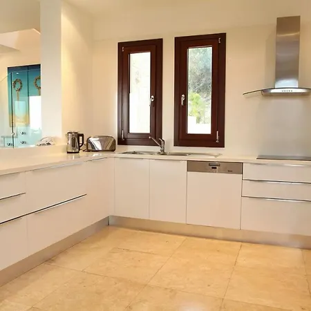 Aphrodite Hills Mythos Collection 0090 Private Pool 5 Bedrooms Villa