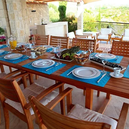 Villa Aphrodite Hills Mythos Collection 0090 Private Pool 5 Bedrooms *